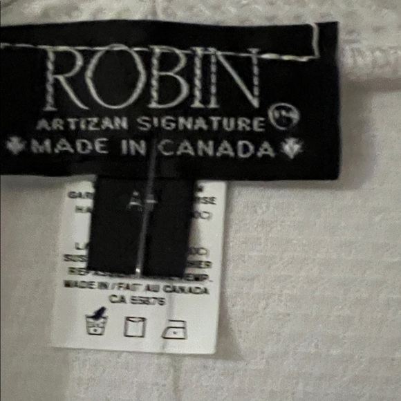 Sold - Robin Artisan Signature White Blazer - Picture 2 of 6